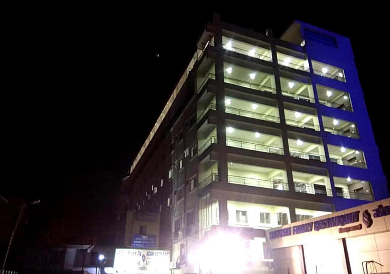 Hotel Santoshi Hometel Raichur ภายนอก รูปภาพ